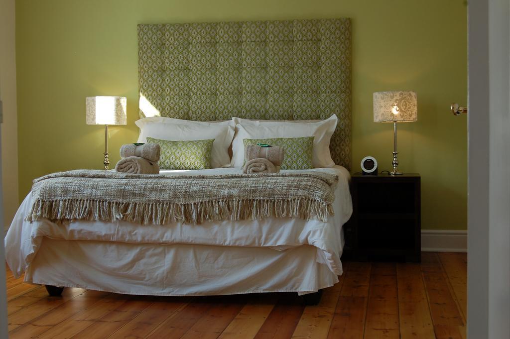 Six On Scott Bed & Breakfast Cape Town Bilik gambar